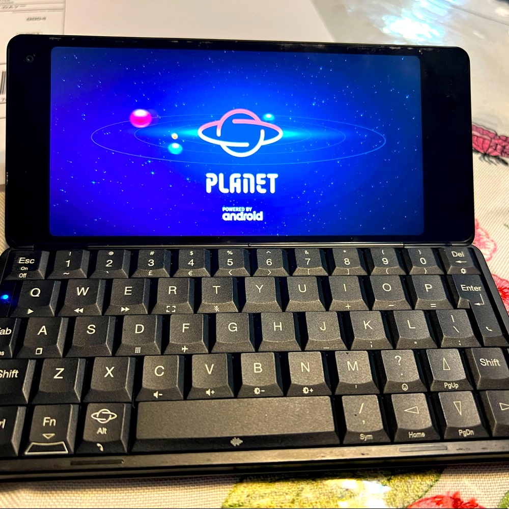 Gemini PDA 64Gb 4G+Wi-Fi, QWERTY Space Grey, Smartphone - Factory Unlocked
